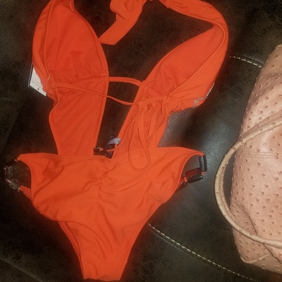 Orange  monokini - Picture 4 of 5